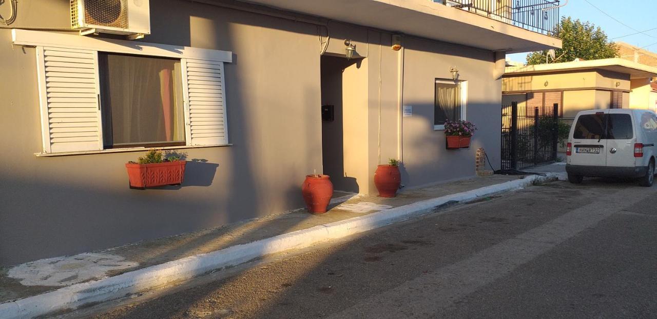 Ferienwohnung Takis House Kato Panayia Exterior foto